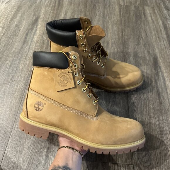 Men’s Timberland 6” Inch CLASSIC Premium BOOTS 10061 Wheat Nubuck NEW Size 12 - Picture 1 of 8